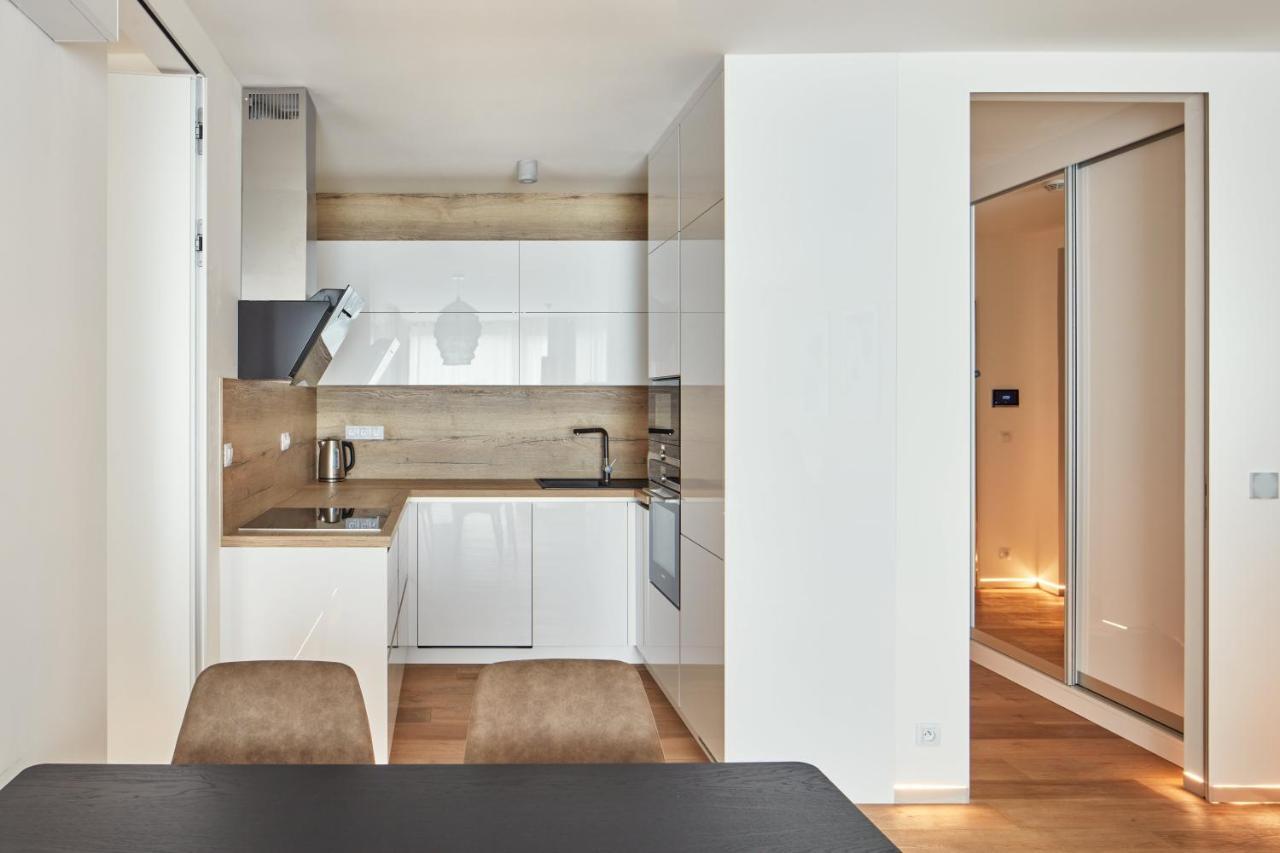 Prague Days - Stylish Apartments With Terrace - Parking - Quiet Area Exterior foto